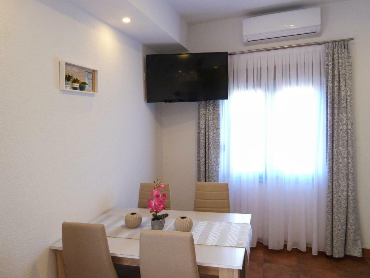 Apartment Petra I Nikola Селище Дрезницко Екстериор снимка