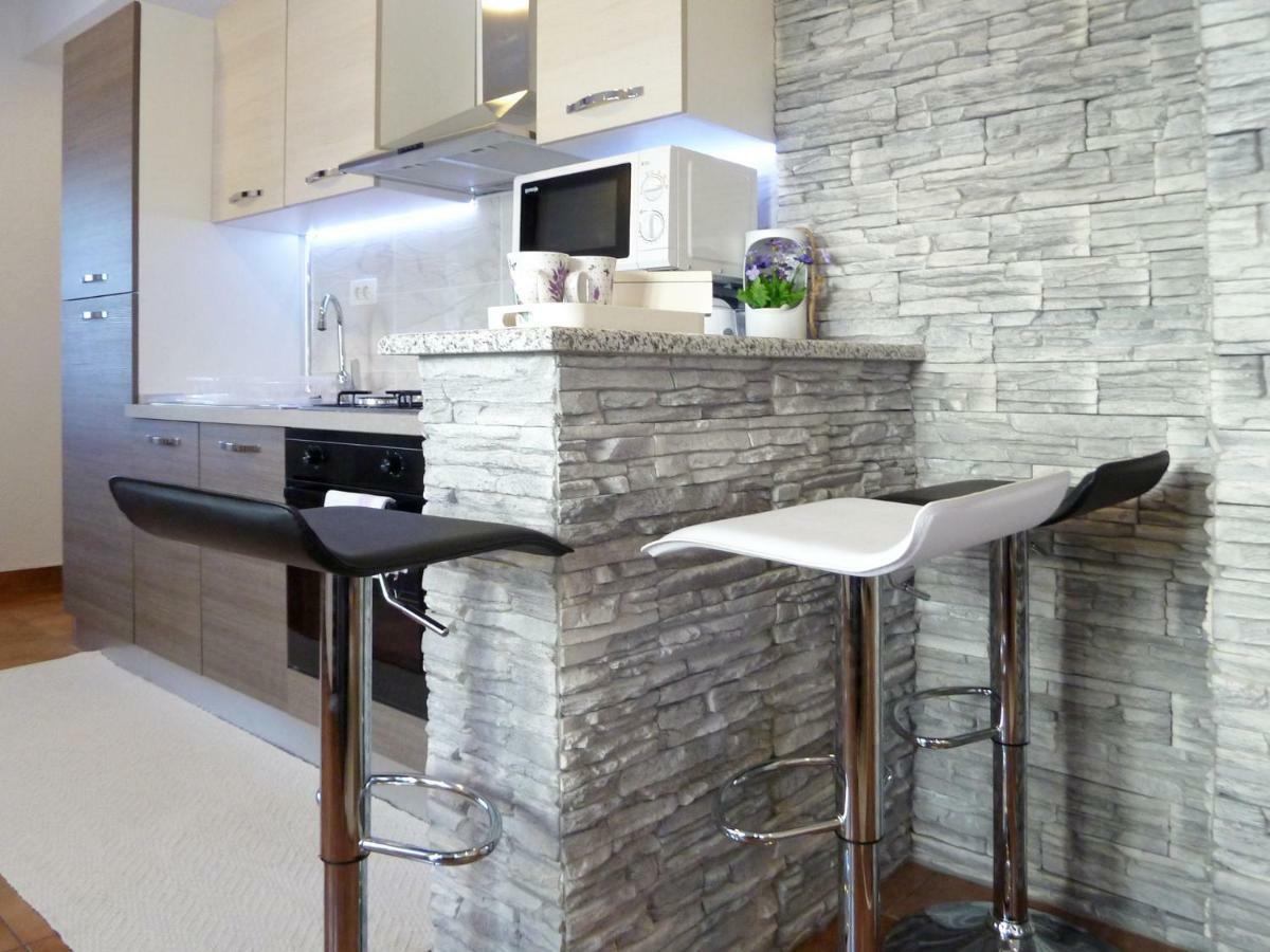 Apartment Petra I Nikola Селище Дрезницко Екстериор снимка